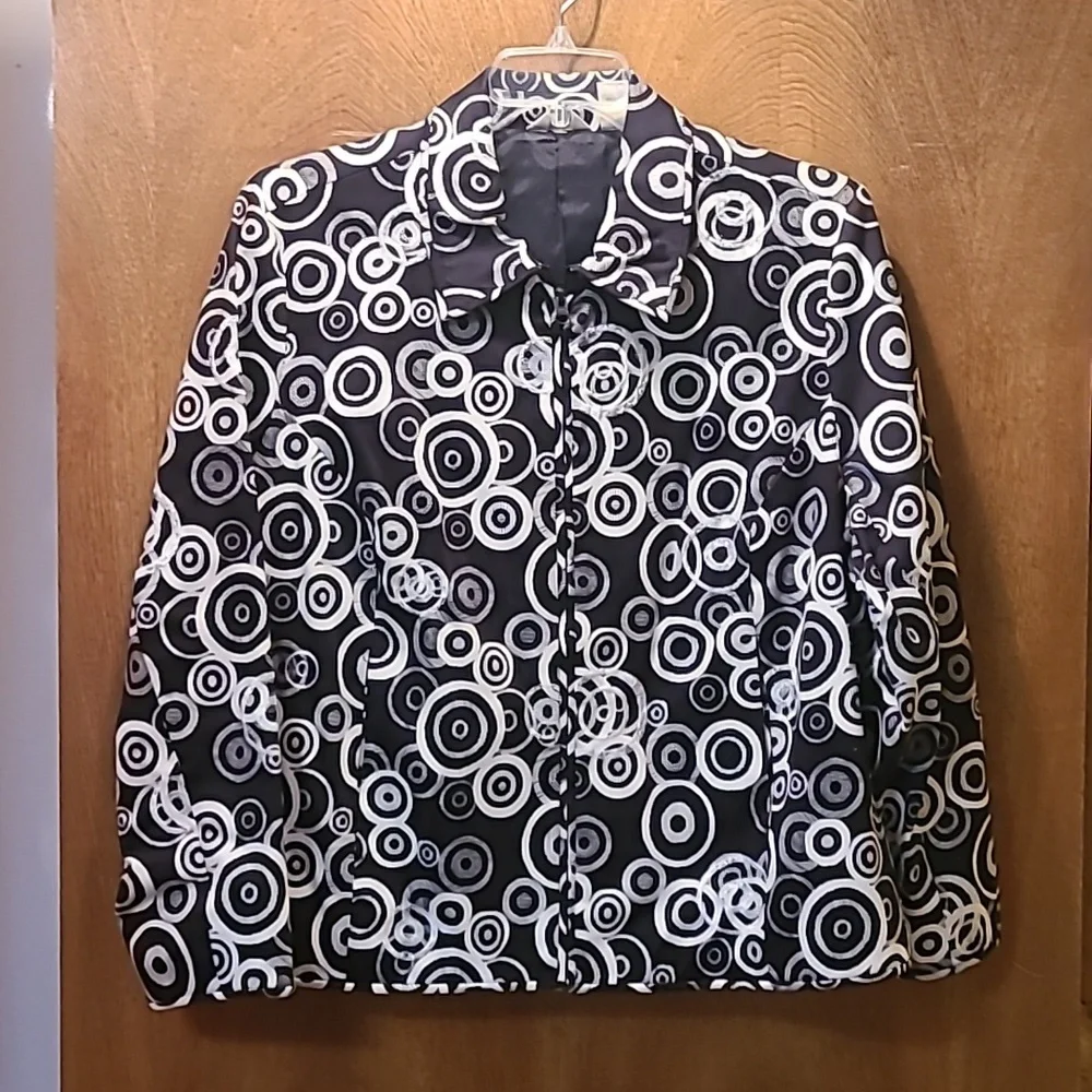 Zippered jacket - Picture 1 of 2